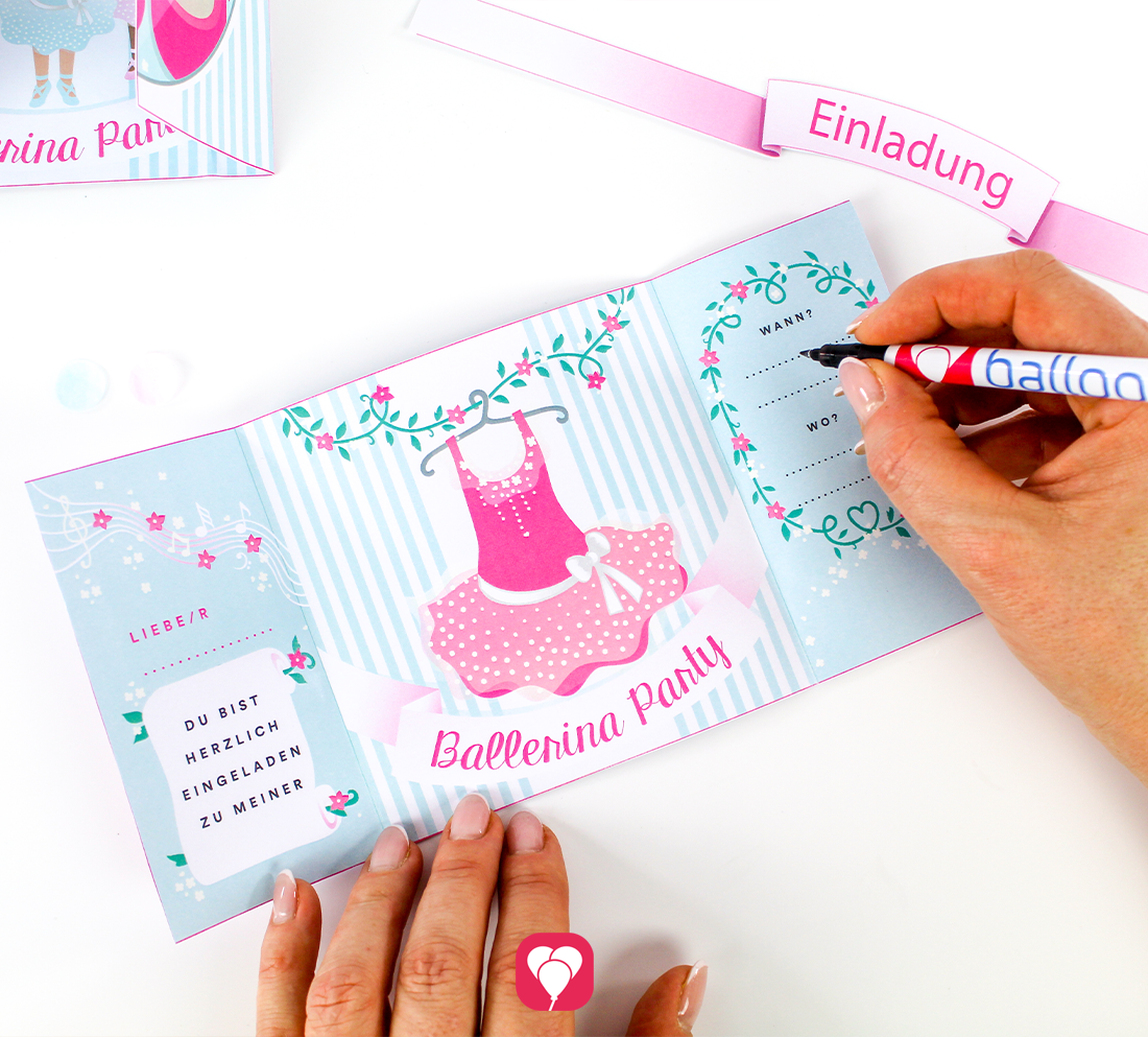 Auf der rechten Seite der balloonas Ballerina Einladungskarte ist Platz für wichtige Informationen zum Kindergeburtstag.