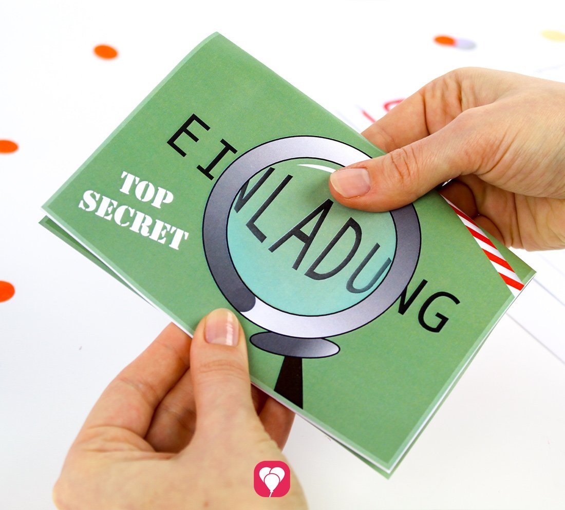 Detektiv Einladung mit Detektivausweis